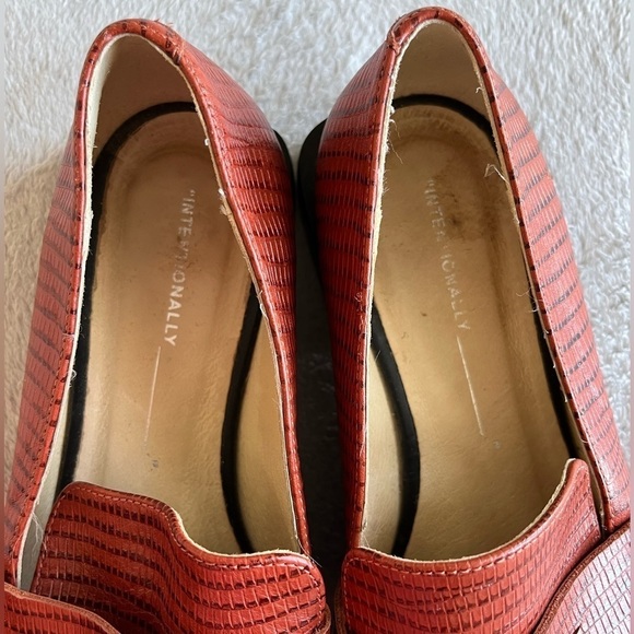 UPDATED with current photos🩶 Intentionally Blank loafers size 9 (EU 39) - Picture 6 of 16